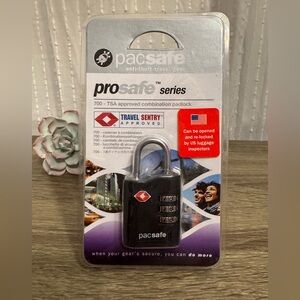 NEW ✈️ Pacsafe Black TSA Approved Combination Padlock Perfect for Travel